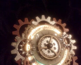The Generator Brooch / Pin Steampunk Art Jewelry TempBSTPK05
