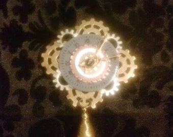 The Aeronauts Companion Brooch / Pin Steampunk Art Jewelry TempBSTPK07