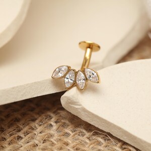 Leaf Shape Curved Barbell Navel Barbell Navel Piercing Jewelry 14G Internally Threaded