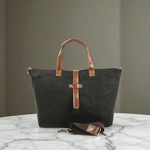 Ladies Waxed Canvas Shoulder Bag, Vintage Tote Bag for Women, Durable Water-Resistant Canvas Handbag, Casual Everyday Purse