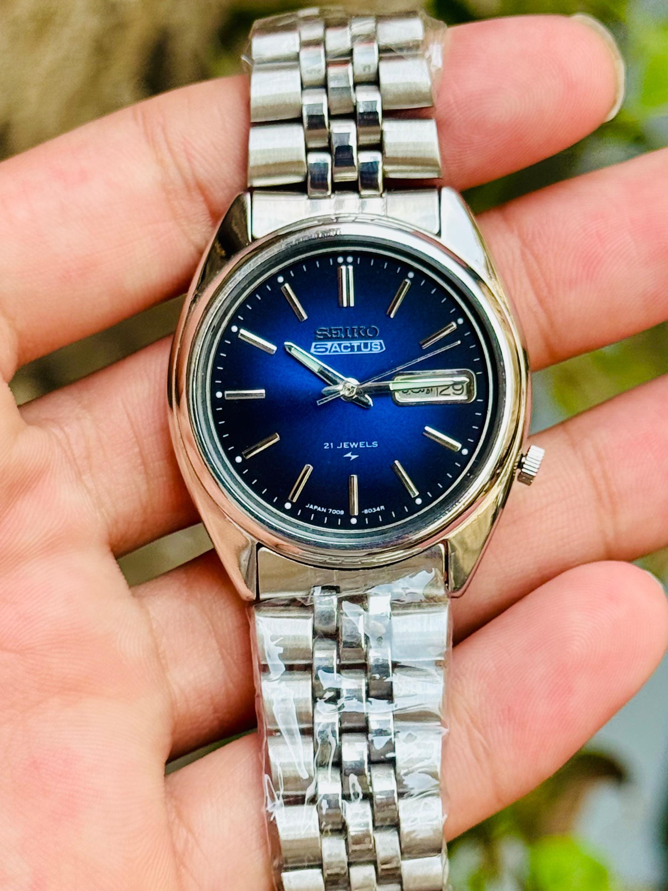 Seiko 5 Actus 7009 Automatic 21 Jewels Blue Dial Men's Watch Japan
