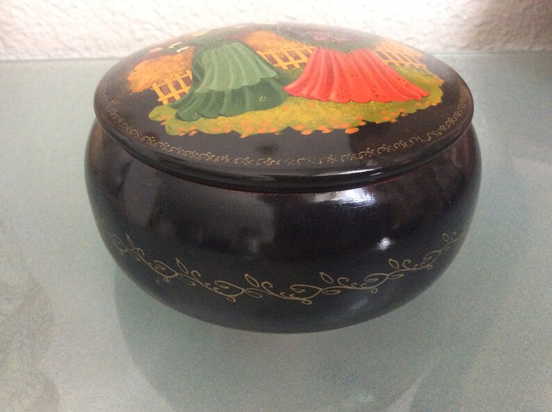 Russian Folk Trinkets Box Handmade Hand painted vintage metal image 3