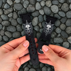 Totenkopf Schädel Apple Watch Serie 11 Band 40 41 42 mm, dunkler Ziegenkopf Vegan Leder iWatch Armband 44 mm 46 mm 49 mm Occult Art Uhrenarmband