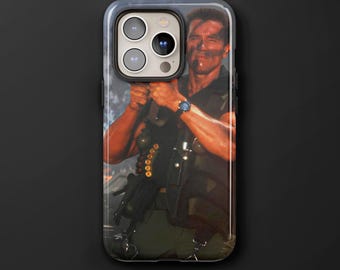 Arnold Commando iPhone-hoesje, MagSafe Action Hero-cover voor iPhone 17 16 15 Pro Max, Retro Soldier Design Samsung S24 FE S25 Ultra Pixel