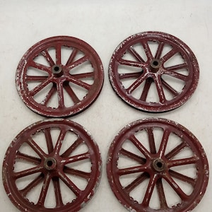 Vintage Wagon Wheels 2,75 "Wagenrad 2 3/4 Zoll. Rot Lila Lackiertes Stahlset mit 4 Old Fashion Carriage