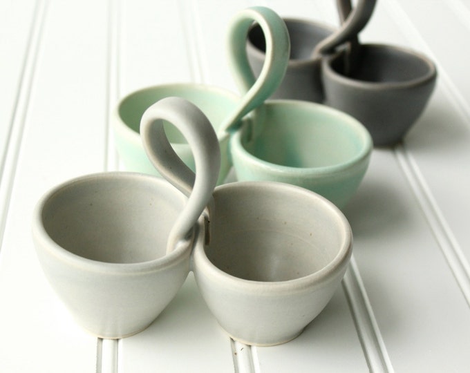 New Salt and Pepper Pinch Pot Soft Gray With Handle Etsy