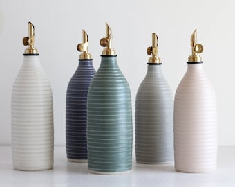 Oil Pourer / Dispenser - Groove Texture - Hand thrown Pottery