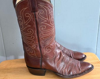 Broken-in Vintage M.L. Leddy Black Leather Western Cowboy Boots 