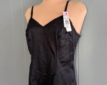Camisola vintage negra de nailon con ribete de encaje, top con escote en V, estilo coqueto de los años 90, talla 38.