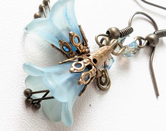 Viktorianische Blumen Ohrringe: Aqua Blau, Gold Filigree, Swarovski Kristall