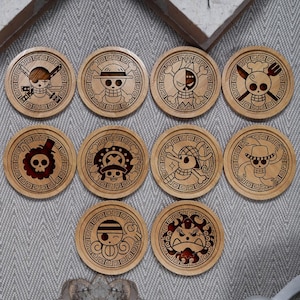 Set med 10 One Piece träunderlägg | Dryckesunderlägg | Graverade underlägg | Födelsedagspresent |