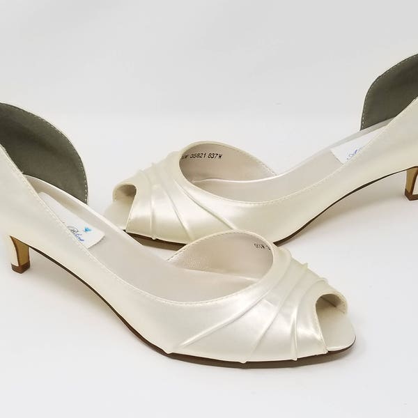 black and white chacos