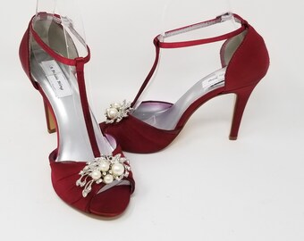 t strap sandals wedding