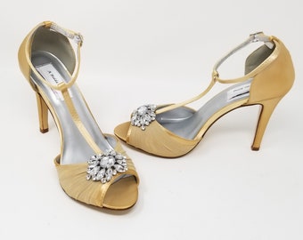 bridesmaid sandals gold