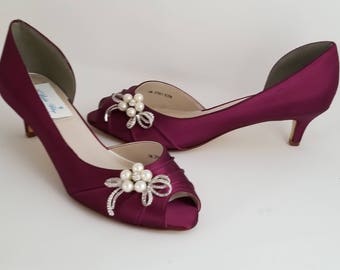 burgundy wedges wedding