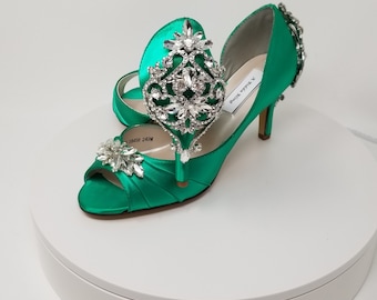 kelly green pumps