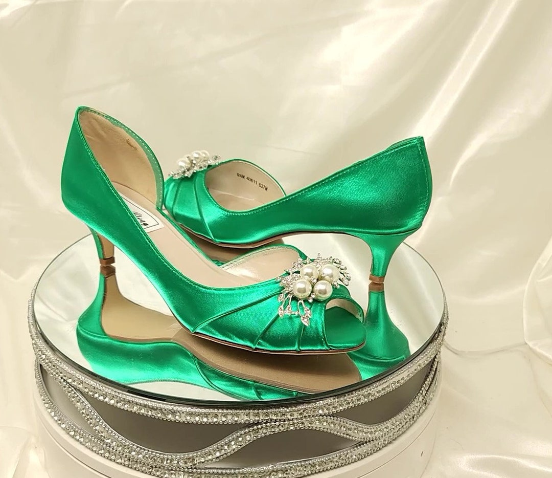 Bejeweled Pioneer Emerald Green Sparkling Rhinestone Platform 6.5