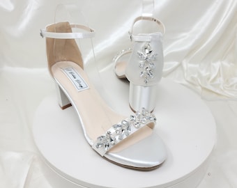 White Wedding Shoes White Block Heel Bridal Shoes Crystal Design White Chunky Heels White Block Heel Wedding Shoes 100 COLORS