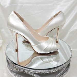 Ivory Wedding Shoes Ivory Bridal Shoes 100 Colors Dyeable Satin Bridal Shoes Ivory Bridal Heels Ivory Wedding Heels Ivory Platform Heels