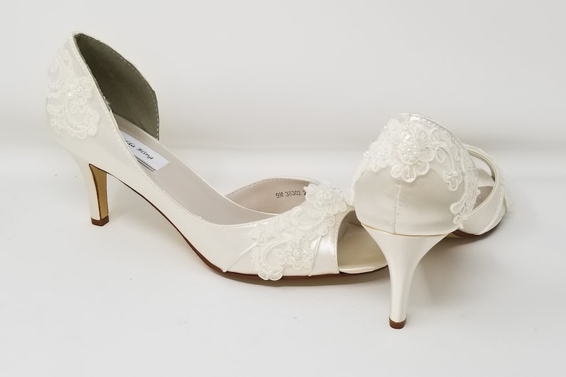 ivory wedding shoes size 2