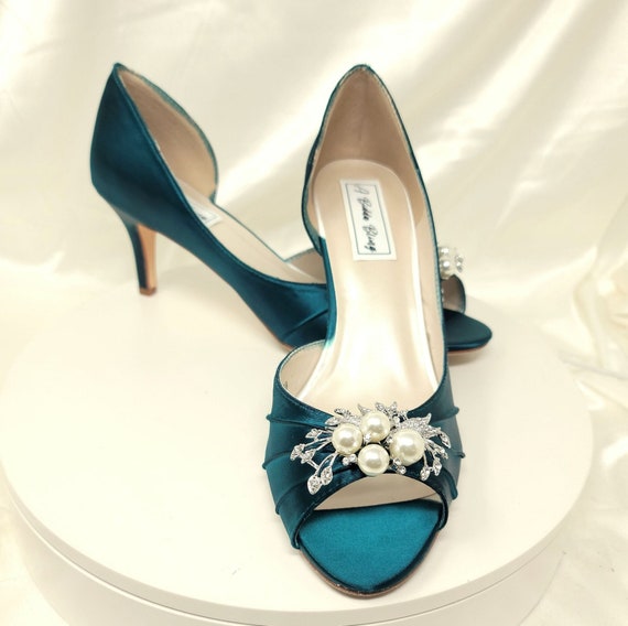 Amazon.com | ERIJUNOR E0064 Mid Heel Shoes for Women Pointed Toe Slingback  Rhinestone Brooch Satin Dress Pumps Evening Prom Wedding Shoes Black Size 6  | Pumps