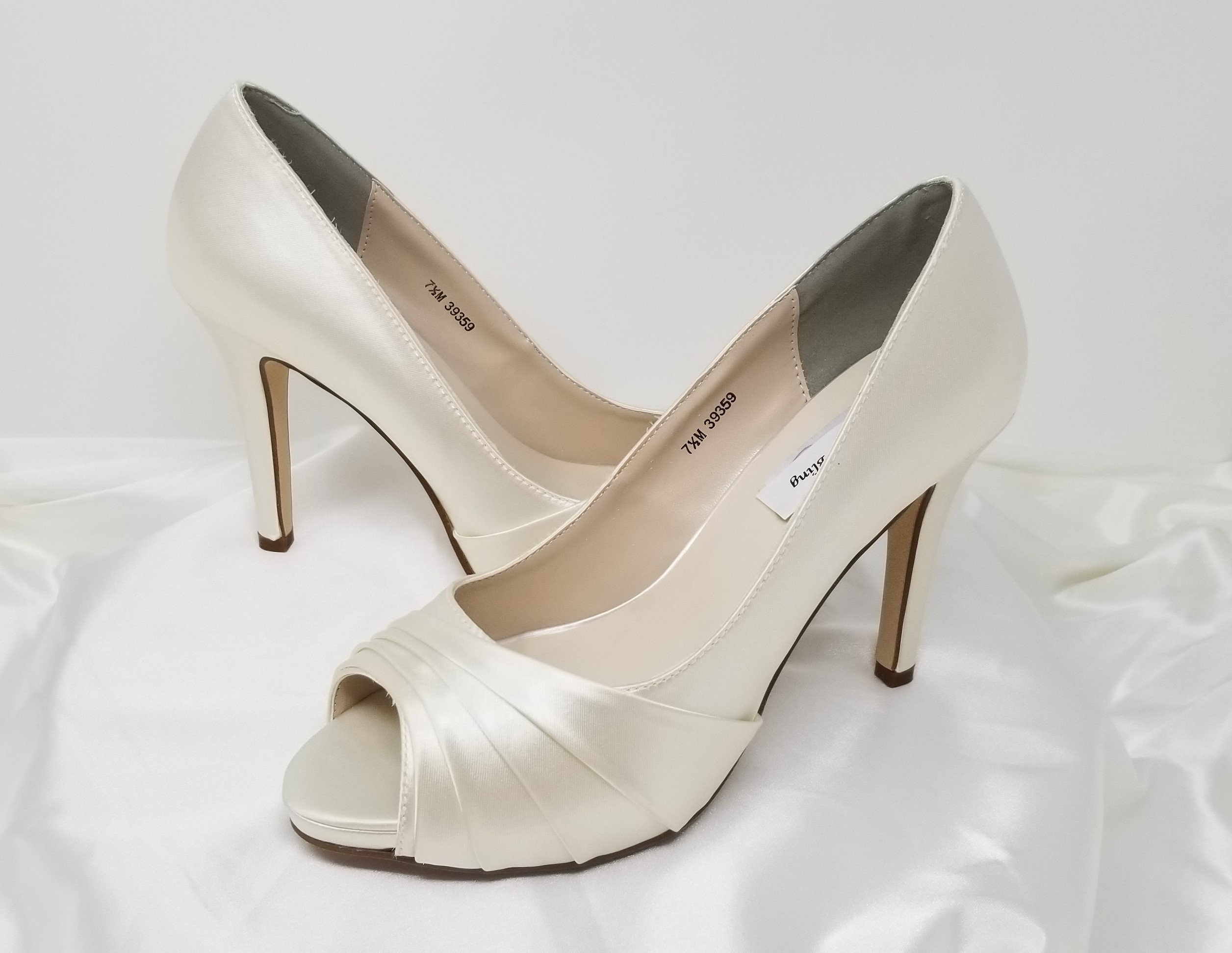 simple ivory wedding shoes