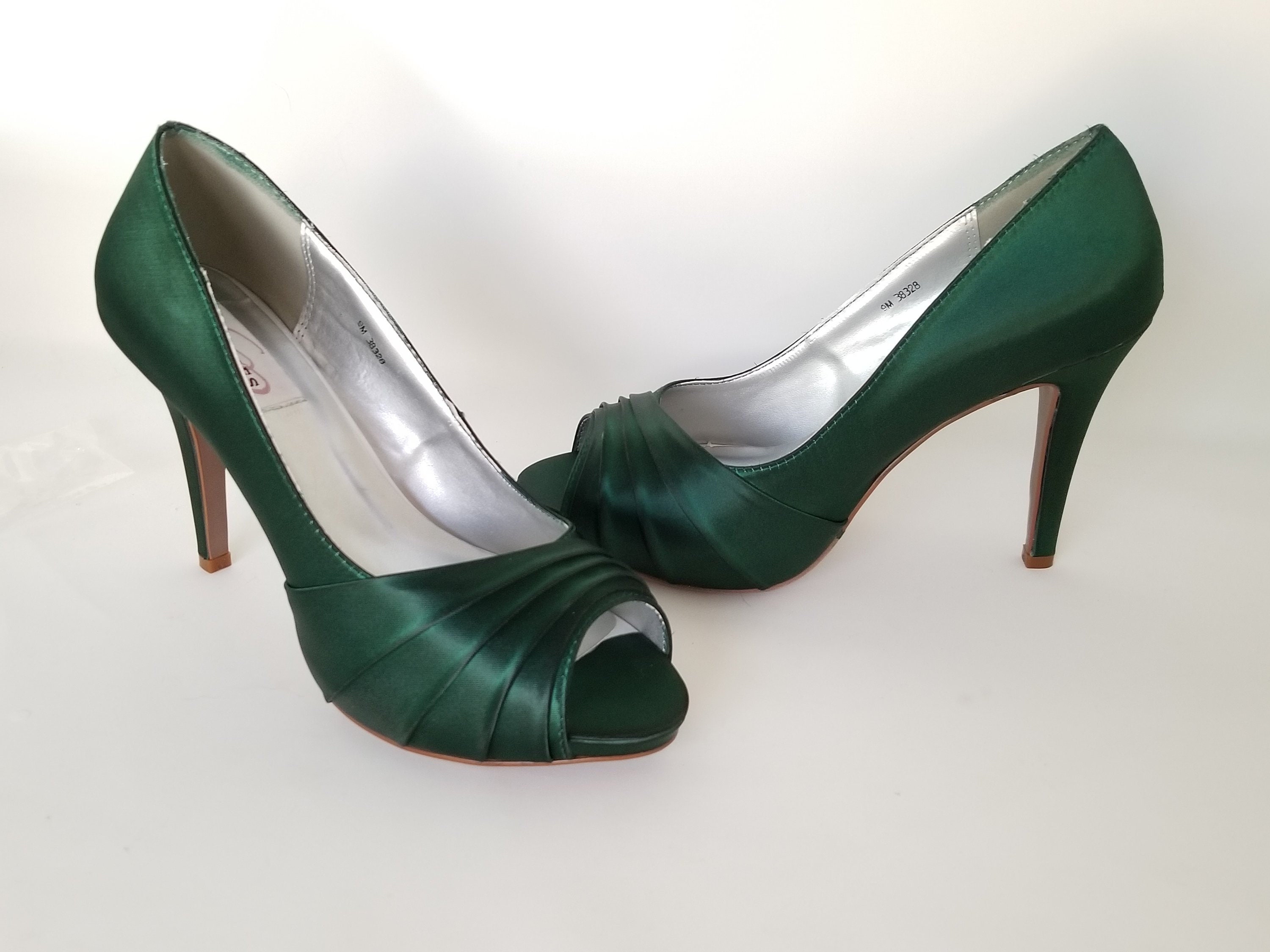 Hunter Green Wedding Shoes Hunter Green Bridal Shoes 100 Colors Green Heels Green Bridal Heels Dyeable Bridal Shoes Green Bridesmaid Shoes Etsy Ireland