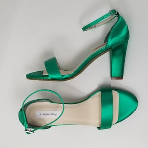 Emerald Green Wedding Shoes Chunky Heels Emerald Green Bridal Shoes or PICK FROM 100 COLORS Emerald Green Block Heels Green Bridesmaid Shoes