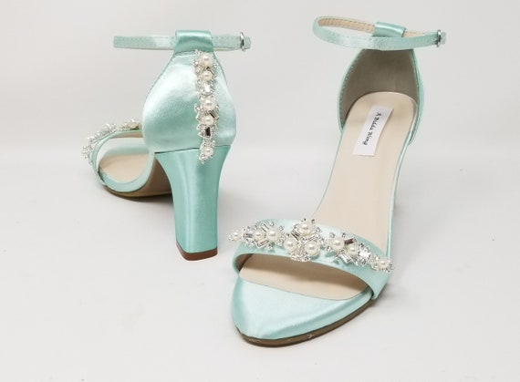 Aqua green sales heels
