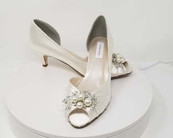 Ivory Wedding Shoes with Pearls and Crystals Ivory Bridal Shoes Ivory Kitten Heels OVER 100 COLORS Ivory Bridal Heels Ivory Wedding Heels