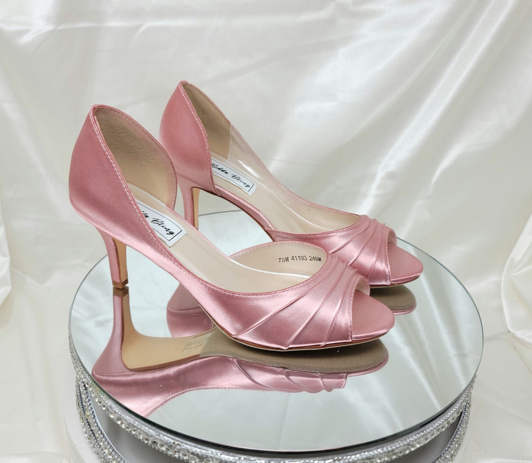 dusty rose wedges