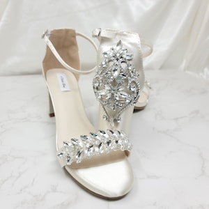 Ivory Bridal Shoes Bling Crystal Design Ivory Chunky Heels Ivory Block Heel Wedding Shoes OVER 100 COLORS Ivory Bridal Heels