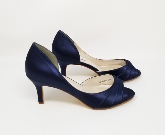 navy and white shoes for wedding