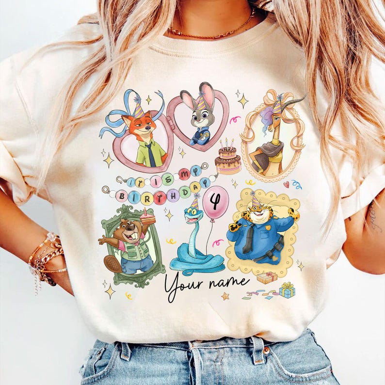 Może przedstawiać: Zestaw trzech ceramicznych kubk&oacute;w z nakrapianym, matowym wykończeniem. Kubki są w odcieniach kremu, jasnoszarym i ciemnoszarym. Każdy kubek ma prosty, minimalistyczny design i zaokrąglony uchwyt.