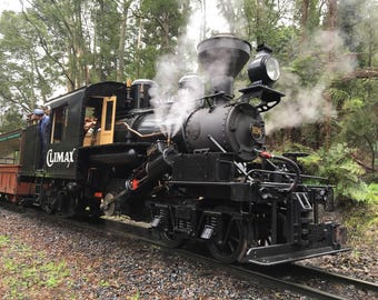 Life Like #8694 Powered Locomotive With Headlight Conrail