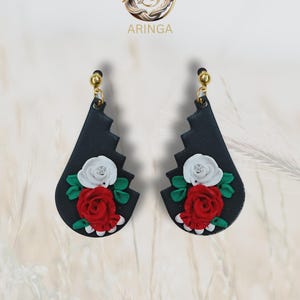 Handmade Black Clay Earrings with Red & White Flowers – Floral Polymer Clay Dangles, Artistic Gift for Her, Statement Earrings