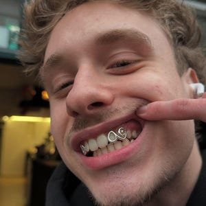 Spiral Shape Cap & Plain Cap — Handmade Custom Personalised Fit Grillz in Sterling Silver or Gold | Any Teeth! Free Mould Kit Included!