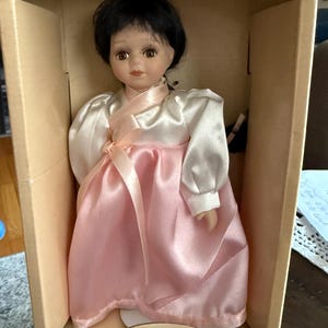 Vintage doll Signature Collection Petite Porcelain Doll,a limited edition,hand-crafted porcelain doll over 20 years old great condition doll