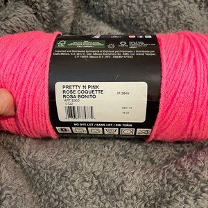 Yarn red heart super saver color Pretty in Pink 364 yrds ready to ship non smoke/pet home 7 0z skein image 5