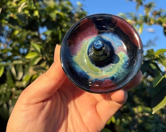 Plato de cerámica para anillos hecho a mano
