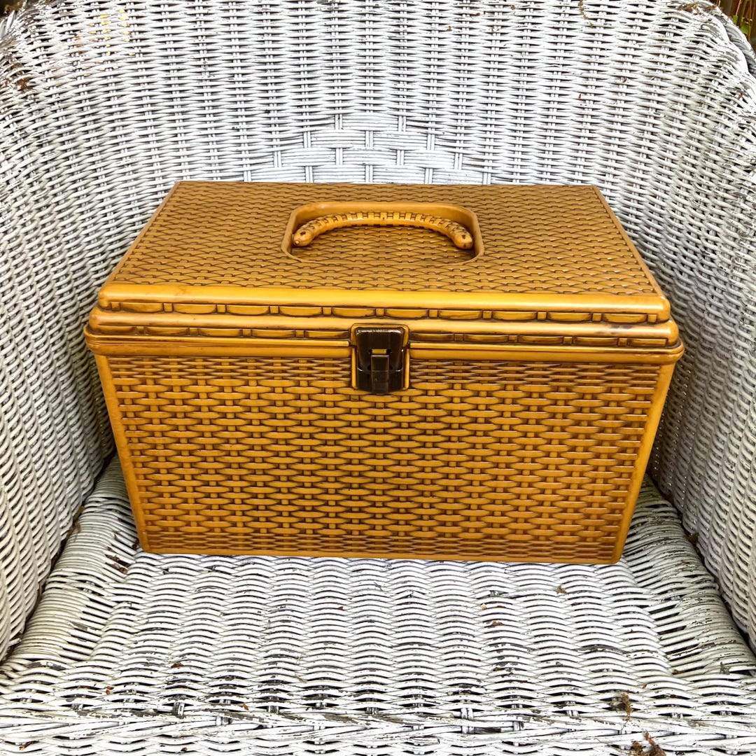Box Wilson Vintage Wil-hold Sewing Box - Wilson - Basketweave - Basketweave Sewing ...