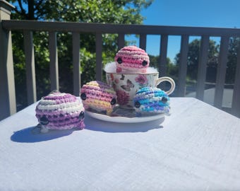Gradient Whaley Keychains