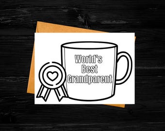Puede incluir: Ilustración en blanco y negro de una taza con el texto "World's Best Grandparent" y una insignia en forma de corazón. La taza está sobre una tarjeta blanca con un sobre marrón.
