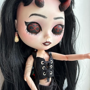 Custom devil/demon Blythe Doll with wings – OOAK doll with digital art | Collectible, alternative, dark, horror - Teatime Dolls