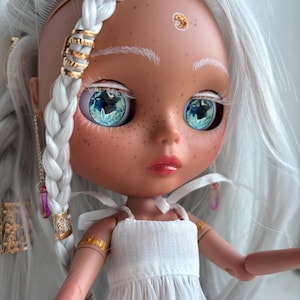 Custom angel Blythe Doll with wings – OOAK tan doll with digital art | Collectible, coquette, angelcore, whimsical - Teatime Dolls