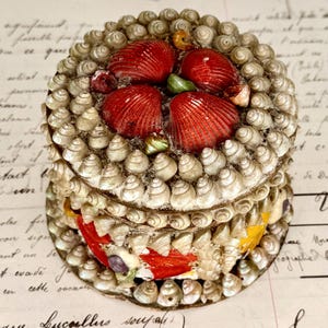 Antique French Round Seashell Box; Victorian Shell Souvenir