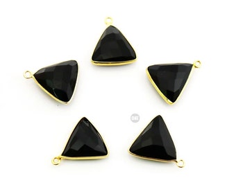 Bisel triangular de ónix negro facetado bañado en oro, 18 mm (8039-BZ)