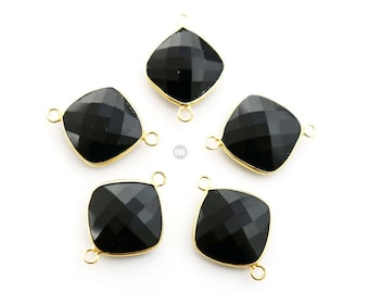 Conector de bisel con forma de cojín facetado de ónix negro bañado en oro, 19 mm (1079-BZCT)