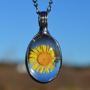 Sunflower Necklaces for Women, Yellow Sunflower Pendant Necklace, Pressed Flower Necklace, Real Flower Pressed Jewelry, Gift for Her,