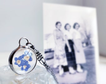 Mother's Day Gift Idea for Grandmother, Mother and Daughter, Family Jewelry, Real Forget Me Not Flower Glass Pendant, Pressed Flower Jewelry